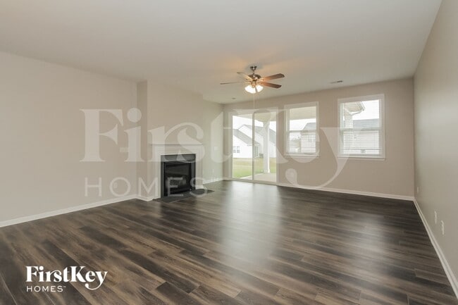 Building Photo - 7724 Meridale Forest Dr