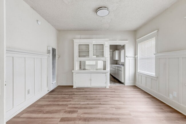 Photo - Spacious 1BR + 2.5BA Near USC and DTLA | First Floor Unit Apartment
