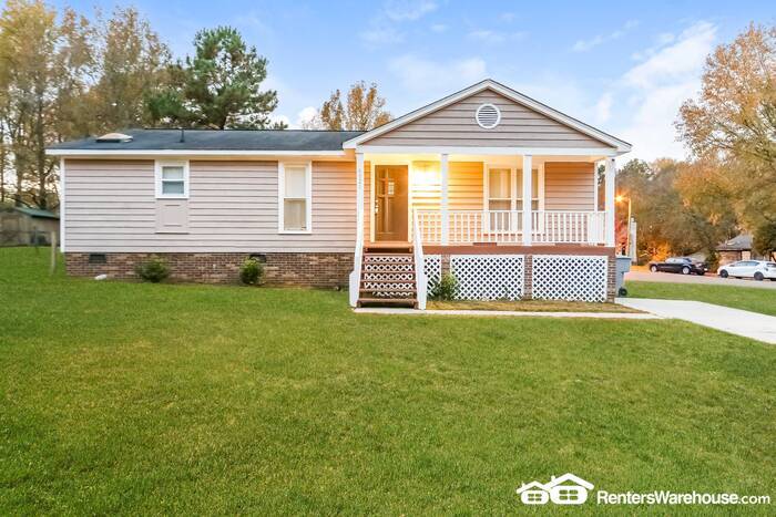 4021 Courtland Dr, Charlotte, NC 28212