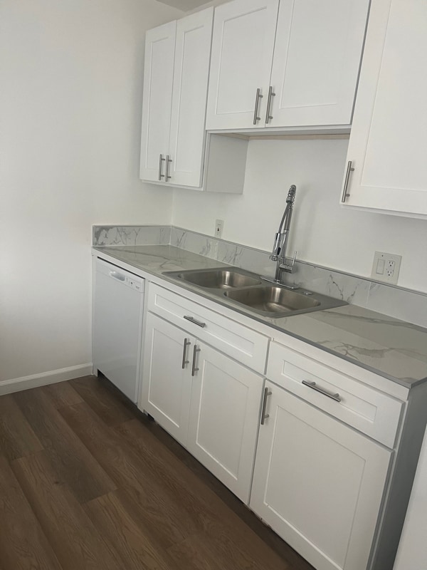 Photo - 3426 Mentone Ave Apartment