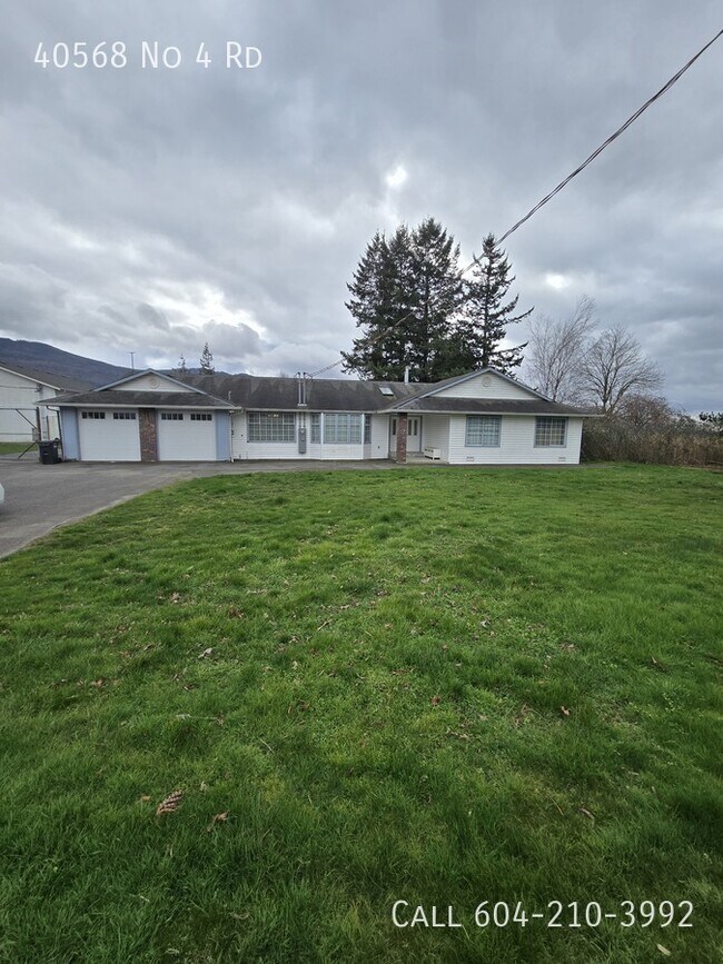 Photo du bâtiment - Private Country Living in Abbotsford