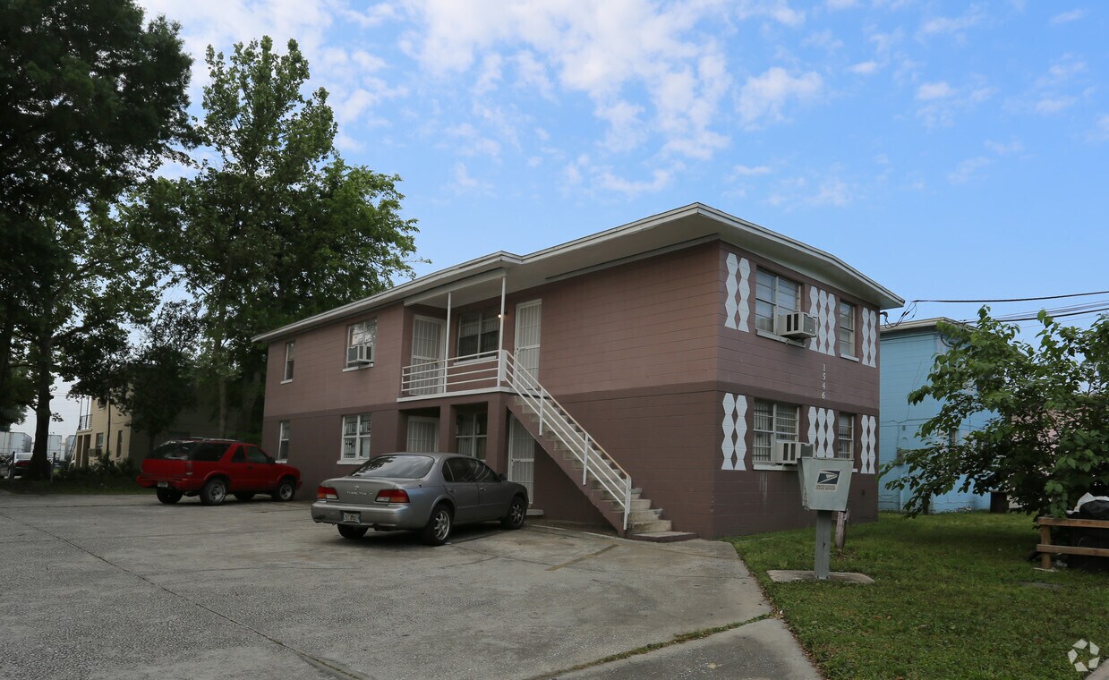 1546 St Unit 4, Jacksonville, FL 32209 Room for Rent in