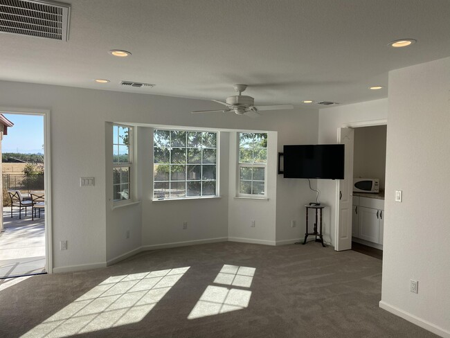 Foto del edificio - 12419 28 Mile Rd