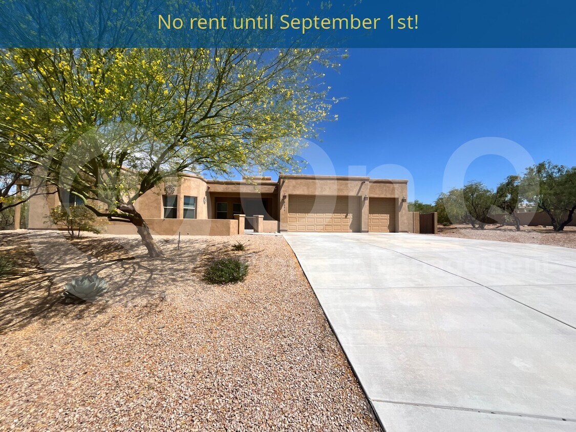 Foto principal - 9398 E Desert Milkweed Ct