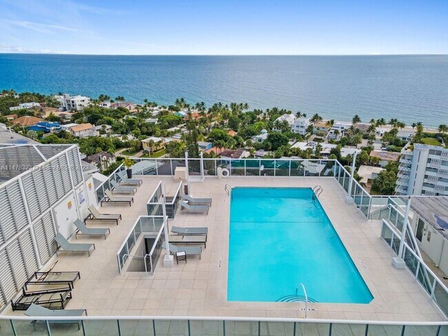 Building Photo - 2841 N Ocean Blvd