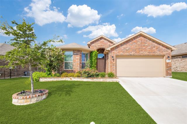 Foto principal - 15933 Charing Cross Dr