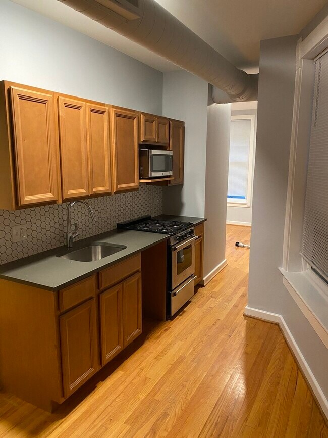 Foto del edificio - 1227 N Cleaver St