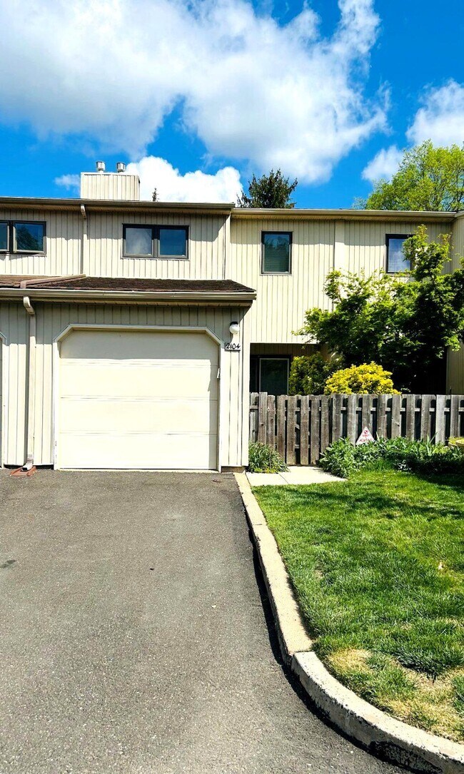 Foto del edificio - 2104 Seneca Run