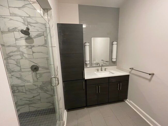 Bathroom - Deys Plaza Apartments