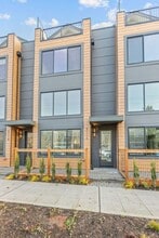 Building Photo - 5116 9th Ave NW