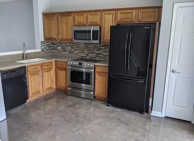 Foto del edificio - 8098 Summer Bay Ct