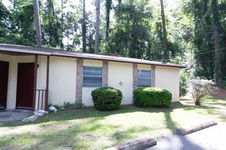 Building Photo - 3721 Maria Cir
