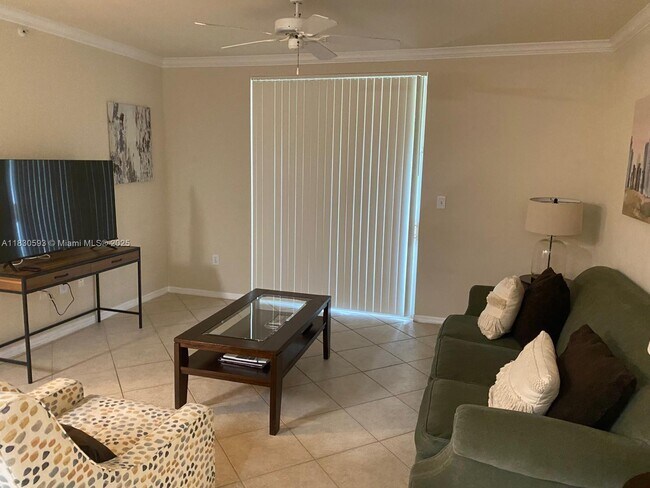 Foto del edificio - 6400 Emerald Dunes Dr