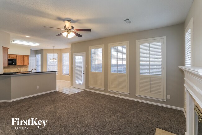 Foto del edificio - 311 Riverwalk Ln