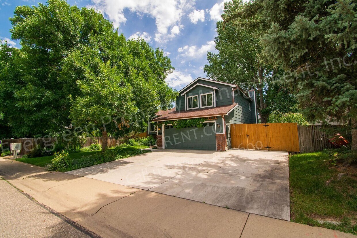 Primary Photo - Beautiful 3 bedroom, 2 bathroom