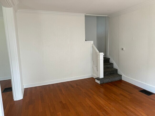 Foto del edificio - 416 N Webster St