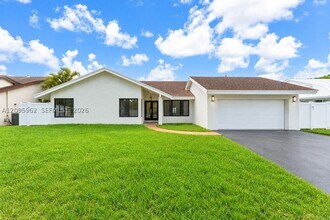 Building Photo - 10480 SW 130th Ave
