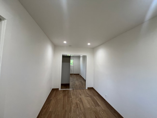 Foto del edificio - 234 Normandie Ave