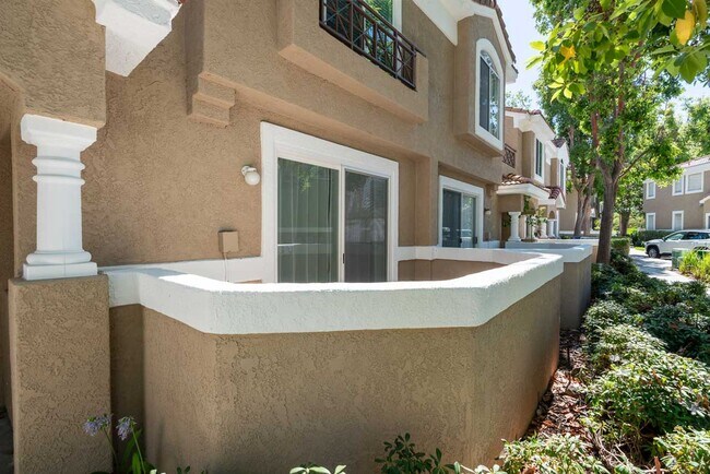 Foto del edificio - 3 Bedroom Townhome in the Monte Rio Community of Rancho Peñasquitos
