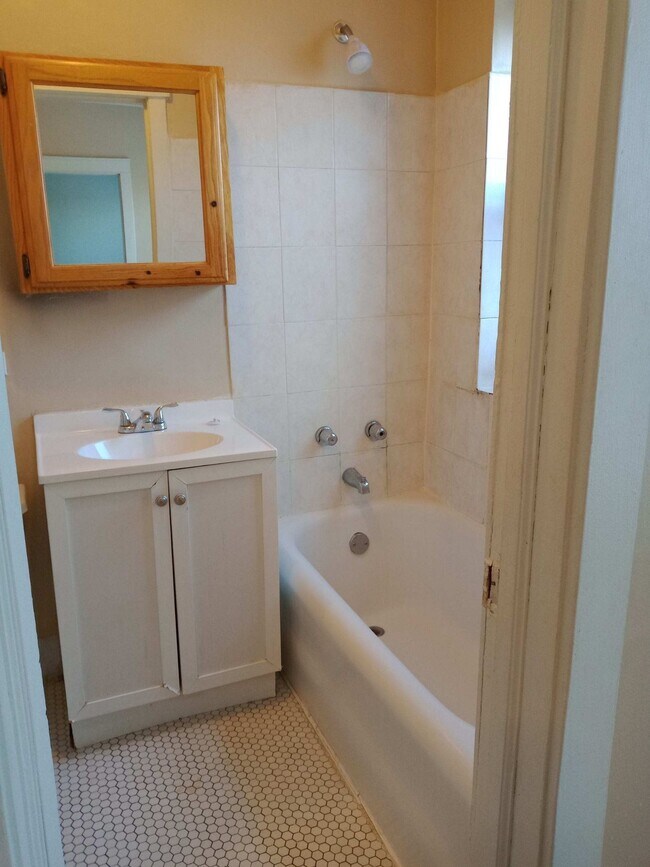 Foto del edificio - 138 E 155th St