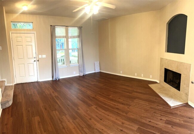 Building Photo - 5679 Fergus