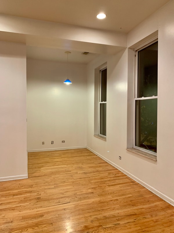 Building Photo - 1102 N Ashland Ave