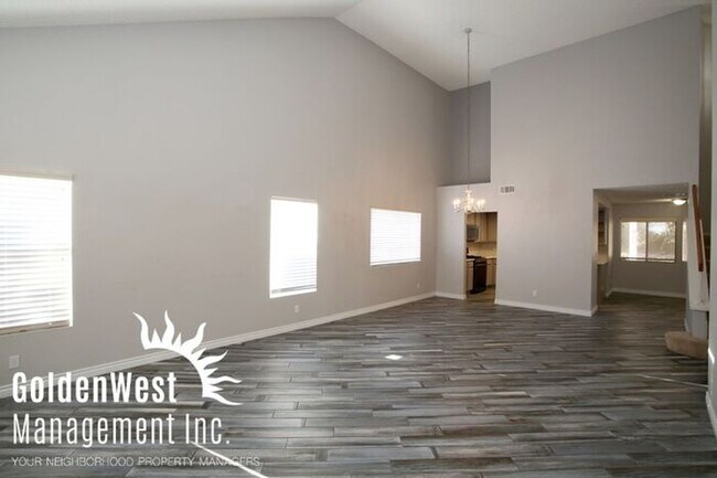 Building Photo - Stunning 2Bdm 2.5Ba Two-Story Home in Hend...