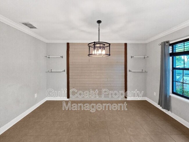 Foto del edificio - 3610 76th St E