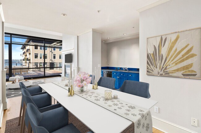 Dining - 80 Vine St