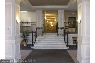 Building Photo - 1308 Clifton St NW