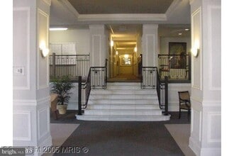 Building Photo - 1308 Clifton St NW