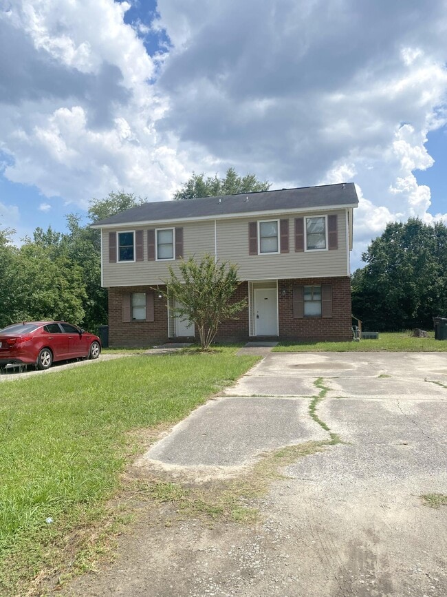Building Photo - 1552 Goshen Rd