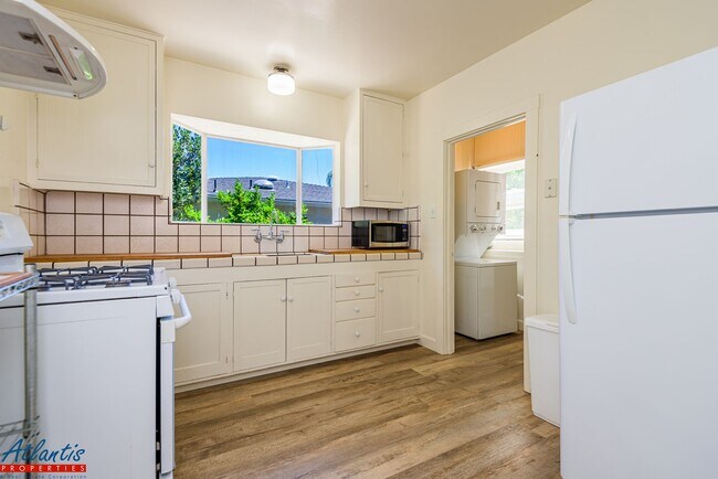 Building Photo - Lovely Los Gatos Home | A/C | Prime Location