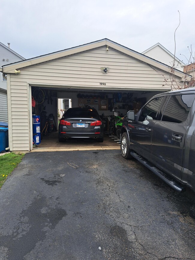 Foto del edificio - 1990 Middlebury Dr