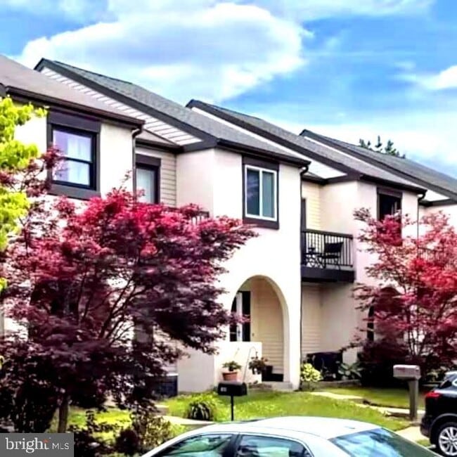 Foto del edificio - 171 Madison Ct