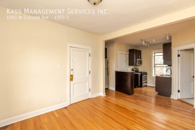 Foto del edificio - 4903 W Cullom Ave