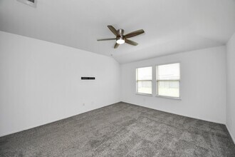 Building Photo - 21314 Sleepy Willow St