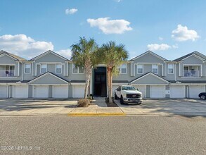 Building Photo - 7067 Deer Lodge Cir