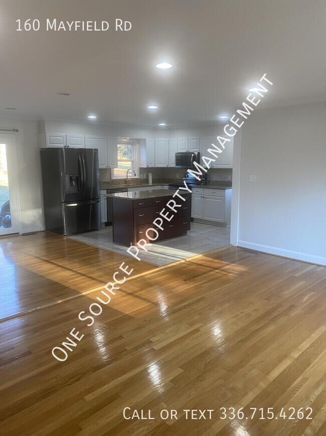 Foto del edificio - 160 Mayfield Rd NW