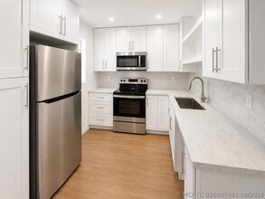 Building Photo - 7725 SW 86th St