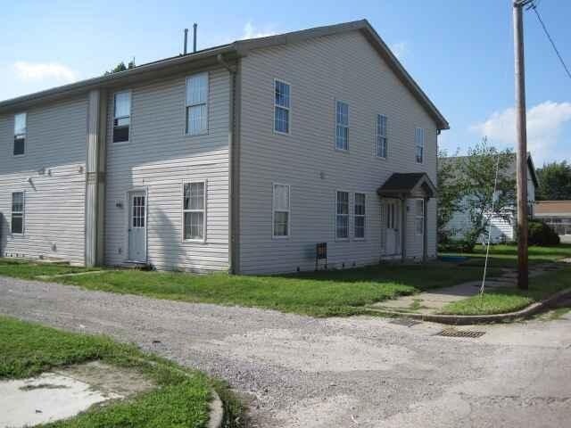 Primary Photo - 408 S First St