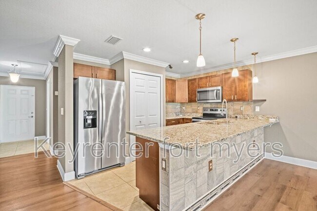 Photo - 1528 Gretchen Ave S House