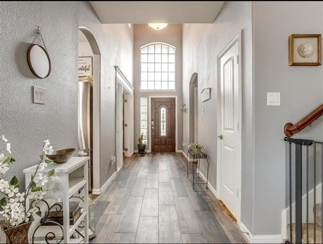 Foto del edificio - 5825 Valley Haven Way