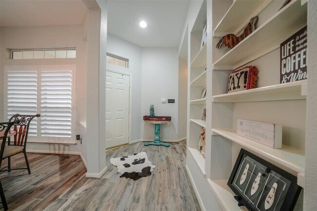 Foto del edificio - 102 Wintergreen Trail