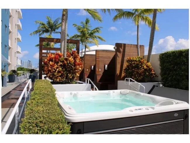 Foto del edificio - 1760 NW 7th St