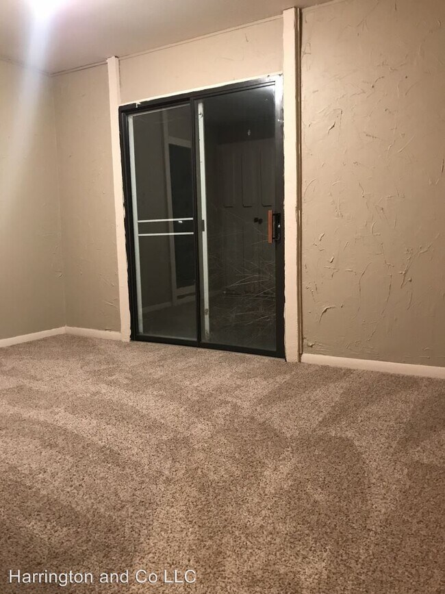 Building Photo - 3 br, 2 bath House - 717 Pine