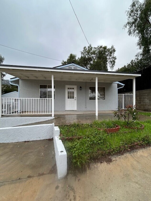 Foto principal - Beautiful Newly Renovated 1 Bedroom/1 Bathroom House