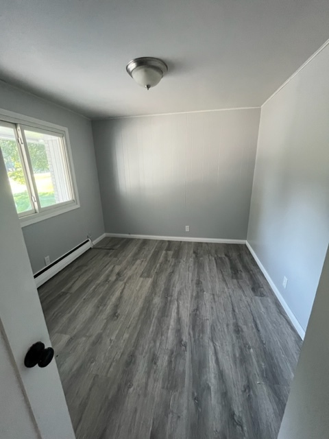 Building Photo - 664 Azalea Ave