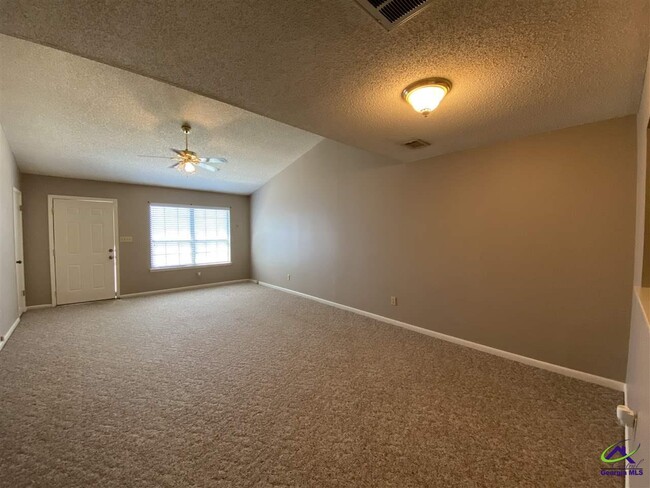 Building Photo - 232 Tallulah Trail