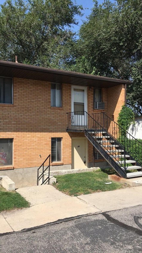 Foto principal - 1851 Westview Cir